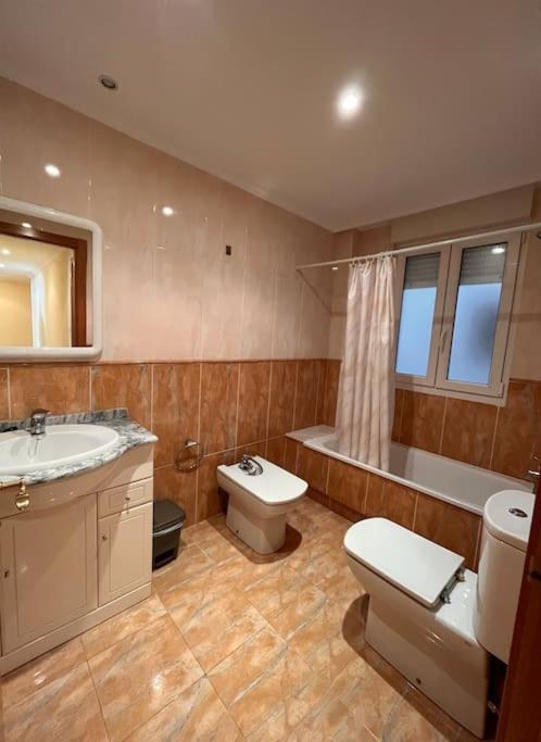 Luminoso Apartamento En El Centro De Foz Εξωτερικό φωτογραφία